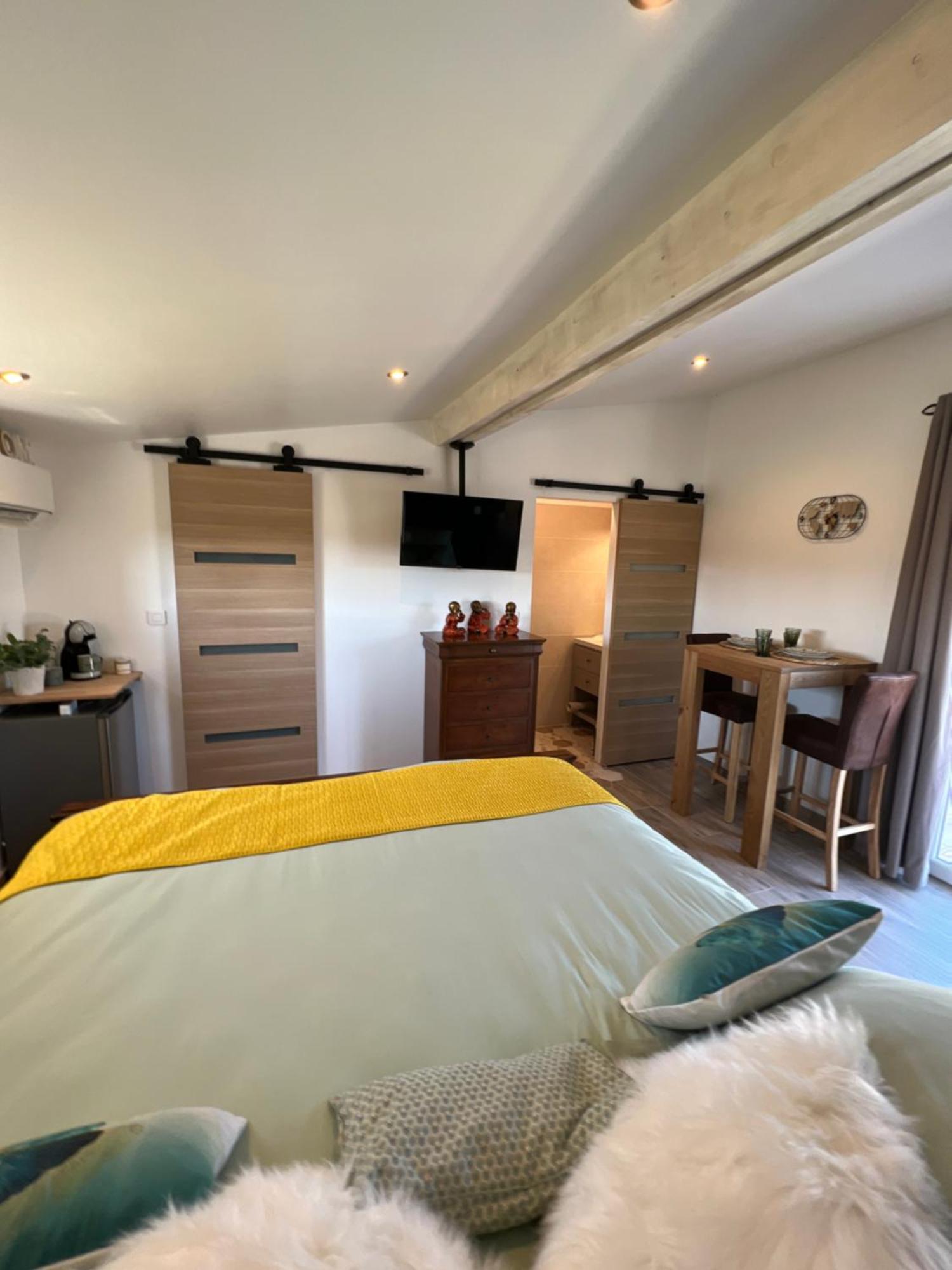 Lecrin Chambre D'Hote Spa Bellegarde  Exteriér fotografie
